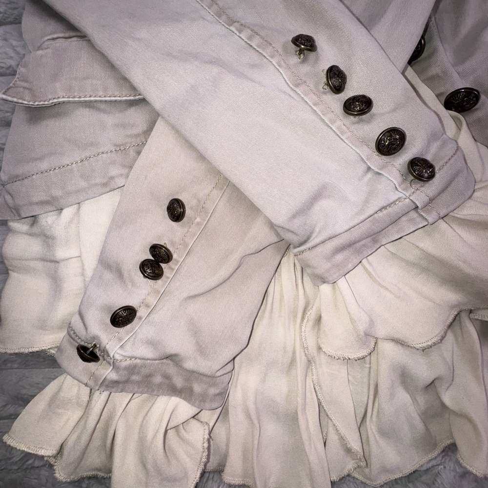 Free People XS Ruffle Romance Tan Open Cardigan Jacket Buttons Pocke Military - Picture 8 of 10